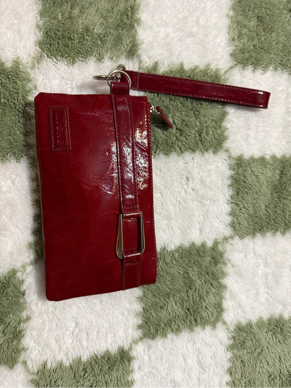 Miche Red Patent Wristlet Clutch with Detachable Strap